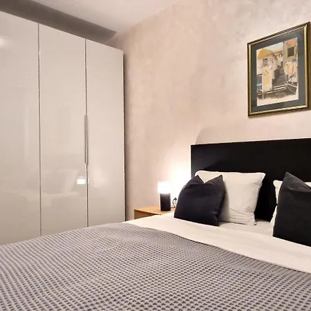 Apartment Downtown Harmony Belgrad